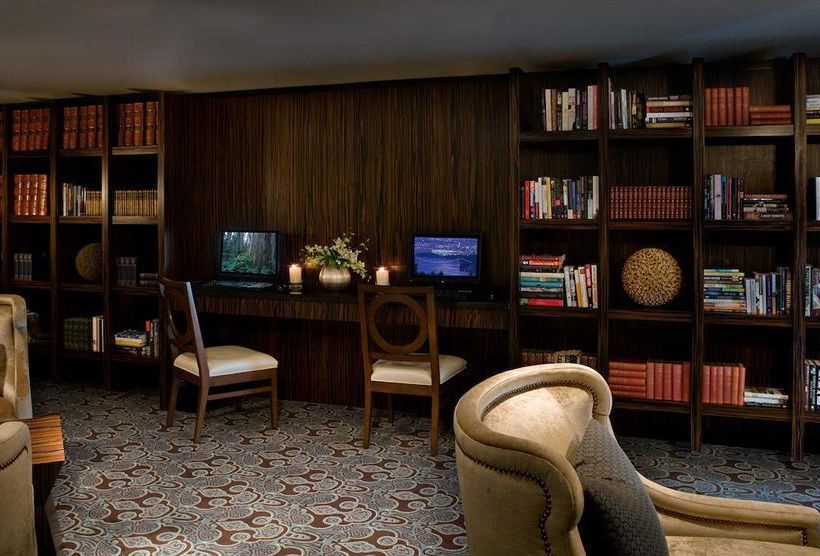 Hotel L'Hermitage | Vancouver | British Columbia | Canada 7