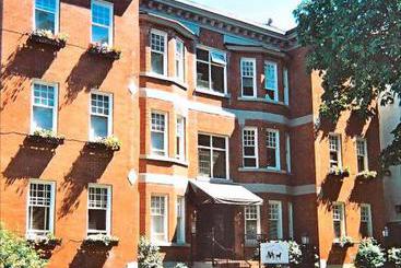 Hotel Pendrell Suites