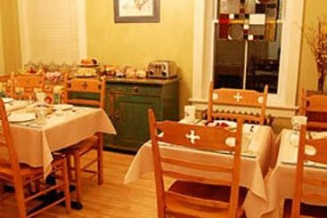 Hotel Auberge Aux Deux Lions | Quebec | Quebec | Canada 11