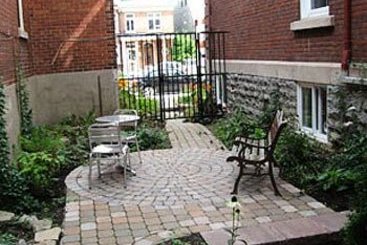 Hotel Auberge Aux Deux Lions | Quebec | Quebec | Canada 7