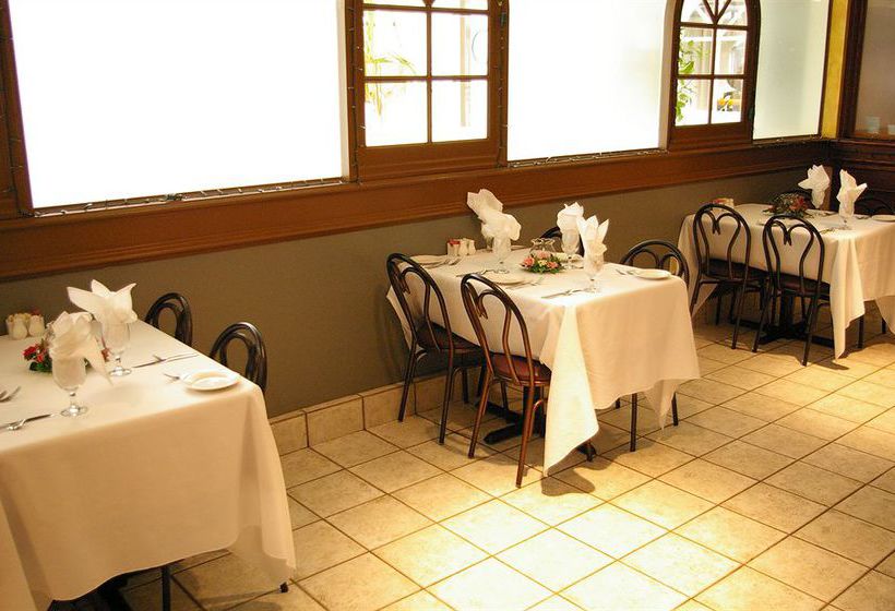 Hotel The Peninsula Inn & Resort | Niagara Falls | Ontario | Canada 4