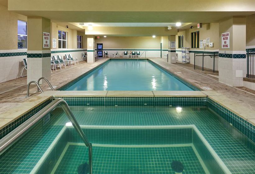 Hotel Country Inn & Suites | Niagara Falls | Ontario | Canada 4