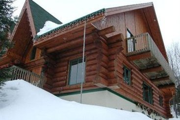 Hotel Au Bois Jolit | Mont Tremblant | Quebec | Canada 12