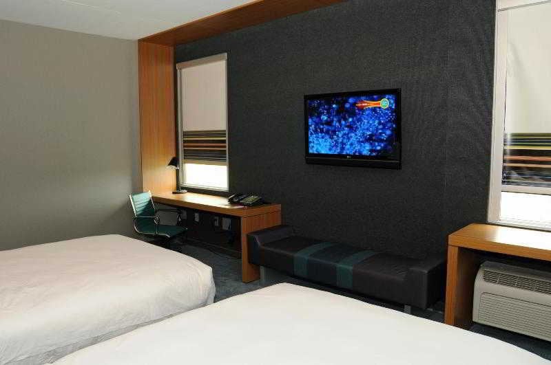 Hotel Aloft Montreal Airport | Montreal | Quebec | Canada 19