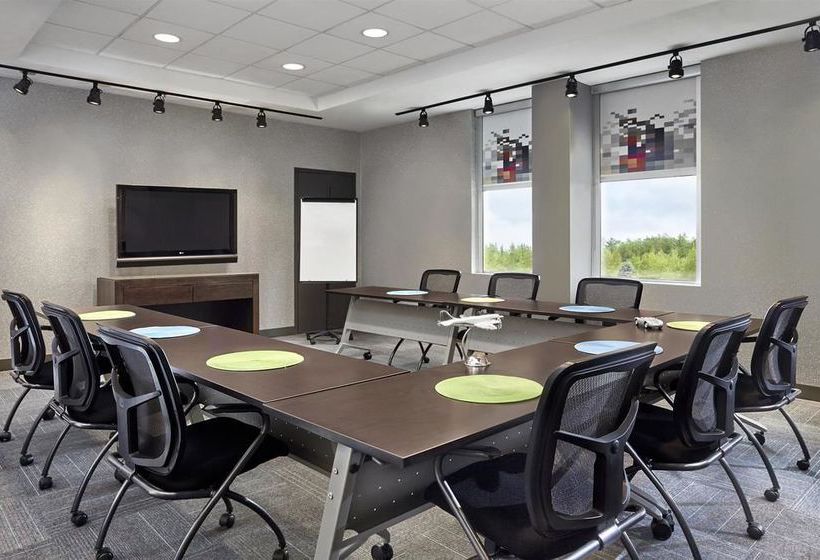 Hotel Aloft Montreal Airport | Montreal | Quebec | Canada 9