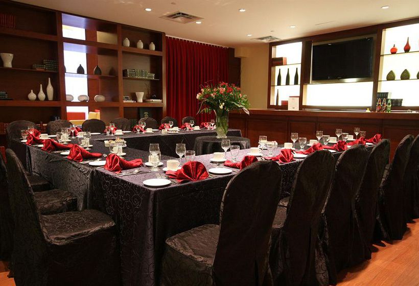 Hôtel Holiday Inn Express Montreal Airport | Montreal | Québec | Hôtels au Canada 18