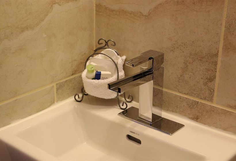 Manoir Ville-Marie Hotel | Montreal | Quebec | Canada 1