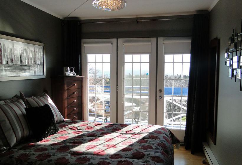 Hotel Auberge Fleurs de Lune | La Malbaie | Quebec | Canada 11
