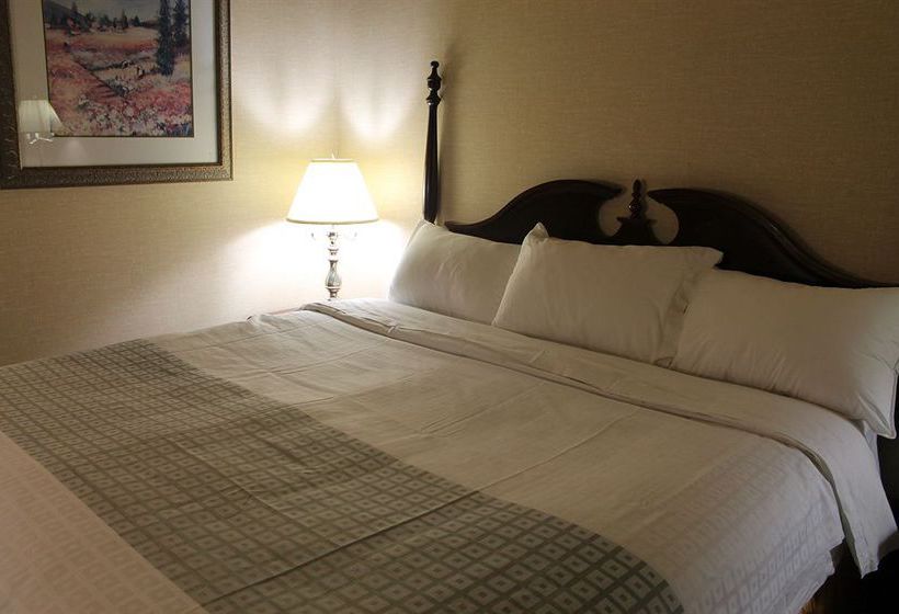 Hotel Econo Lodge City Centre Kingston | Kingston | Ontario | Canada 5