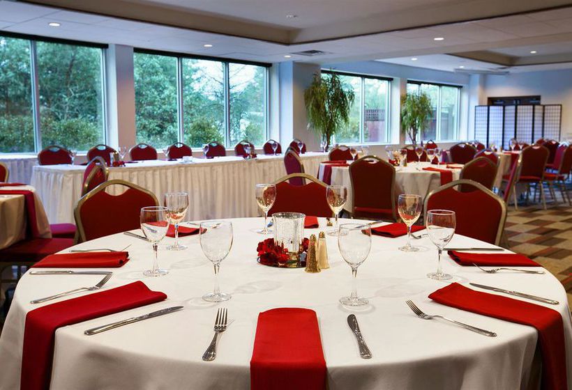 Hotel Four Points by Sheraton Victoria Gateway Victoria