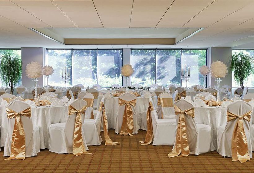 Hotel Four Points by Sheraton Victoria Gateway | Victoria | British Columbia | Canada 11