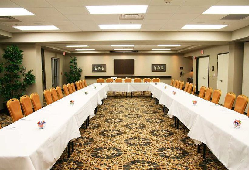 Hotel Hampton Inn & Suites Moncton | Moncton | New Brunswick | Canada 13