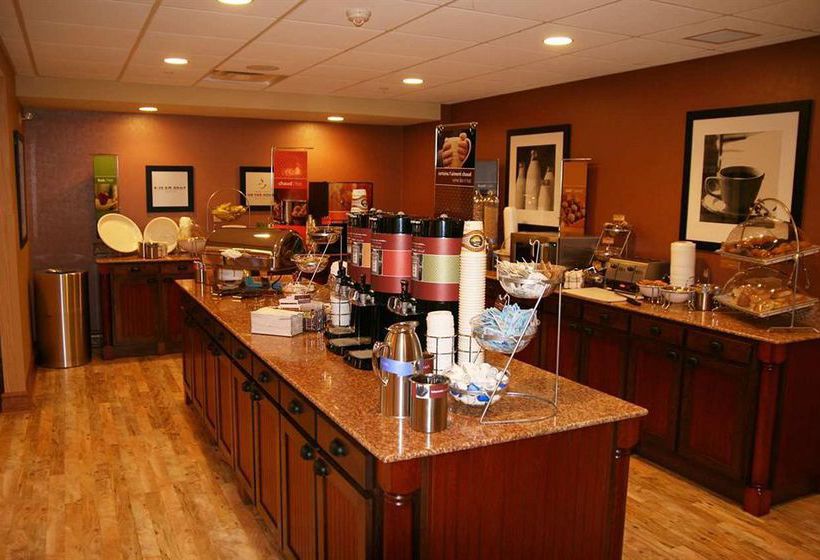 Hotel Hampton Inn & Suites Moncton | Moncton | New Brunswick | Canada 18
