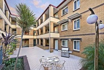 Hotel Comfort Inn & Suites Burwood | Burwood | New South Wales | Australia 18