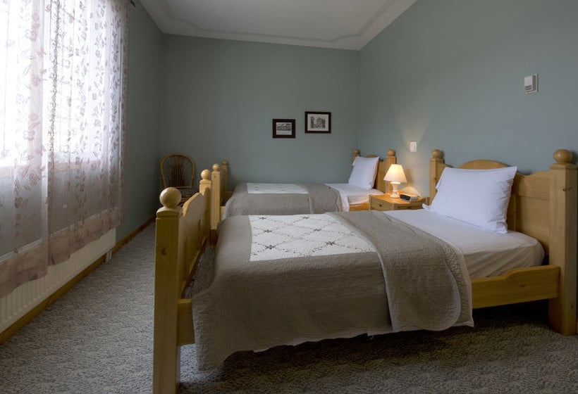 Hotel Aurora Inn | Dawson City | Yukon Territory | Canada 1