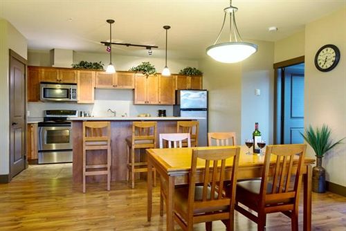 Hotel Palliser Lodge Resort | Golden | British Columbia | Canada 10