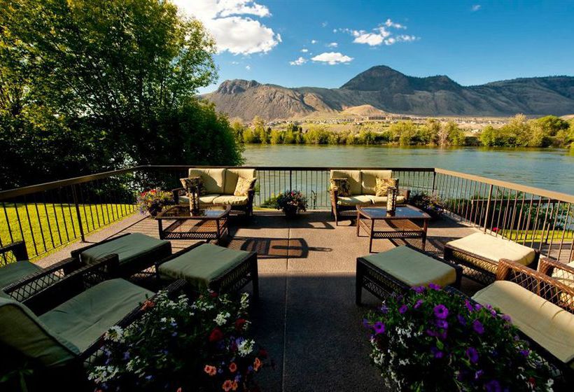 Hotel Riverland Inn & Suites