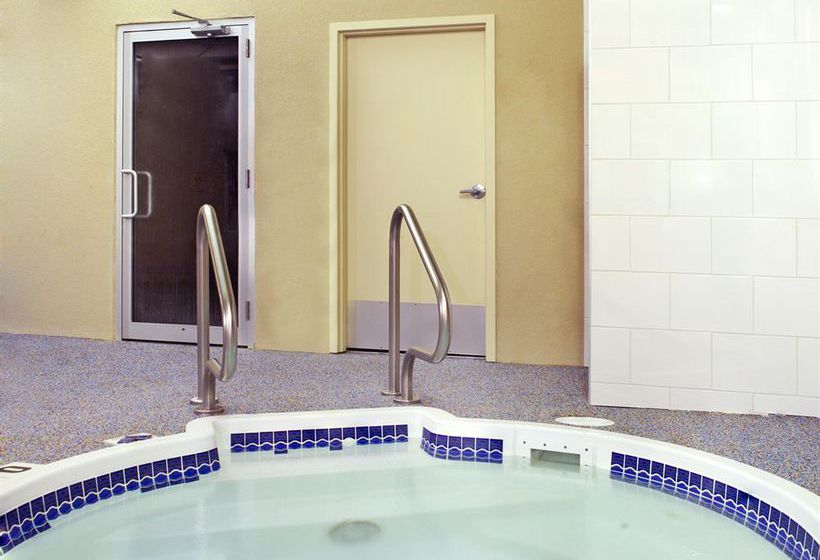 Hotel Holiday Inn Express Edson | Edson | Alberta | Canada 16