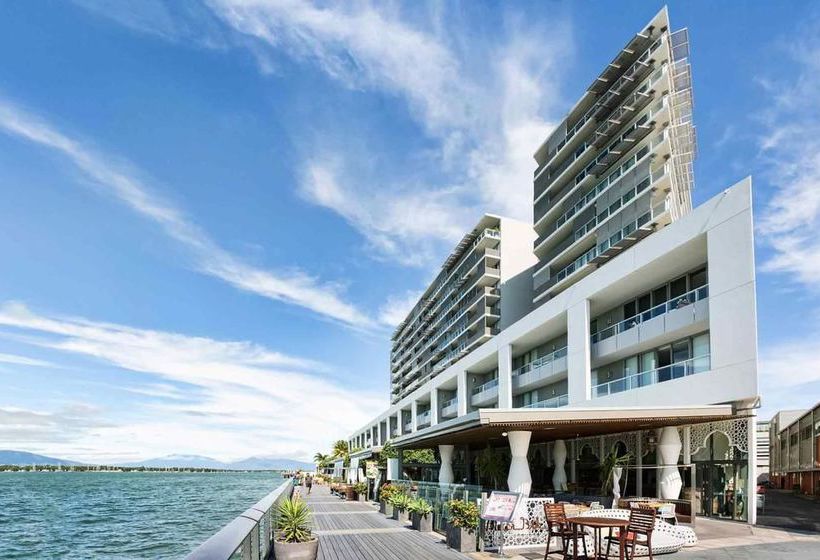 Hotel Cairns Harbour Lights | Cairns | Queensland | Australia 2