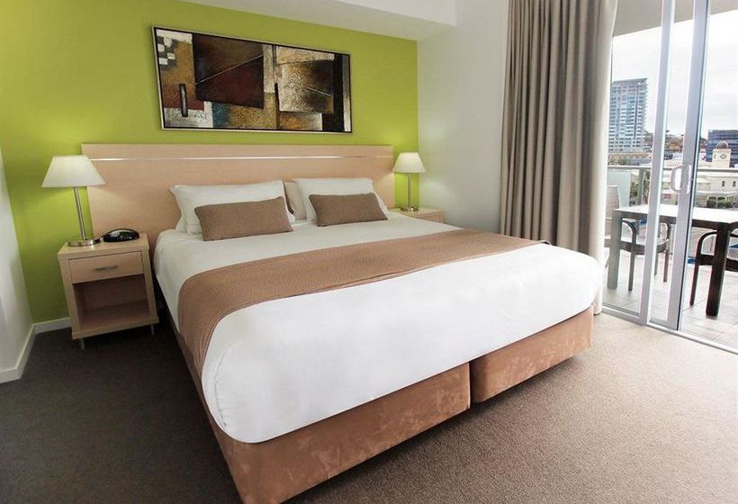 Hotel Oaks Gateway Suites | Townsville | Queensland | Australia 5