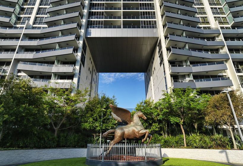 Hotel Meriton Gold Coast | Broadbeach | Queensland | Australia 1