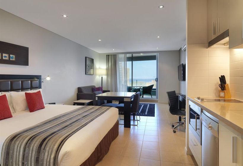 Hotel Meriton Gold Coast | Broadbeach | Queensland | Australia 4