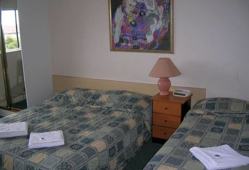 Hotel Redan Apartments | Saint Kilda | Victoria | Australia 12