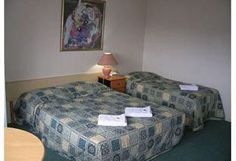 Hotel Redan Apartments | Saint Kilda | Victoria | Australia 13