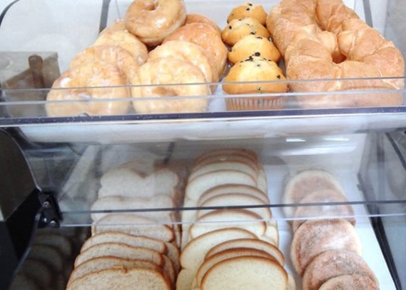 Hotel Econo Lodge Inn & Suites Pembroke | Pembroke | Ontario | Canada 5