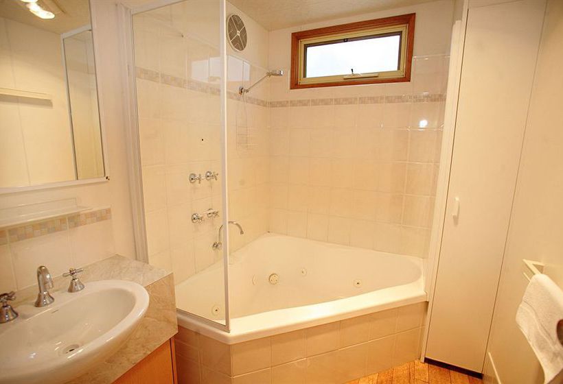 Hotel Discovery Parks - Maidens Inn Moama | Moama | New South Wales | Australia 18