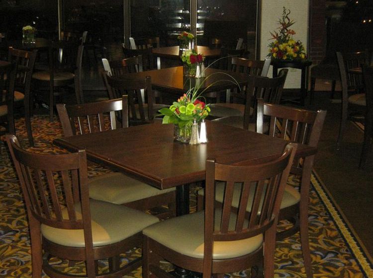 Hotel Hospitality Inns & Suites | Fort Saskatchewan | Alberta | Canada 8