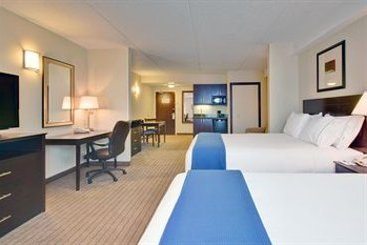 Hotel Holiday Inn Exp Stes Kincardin | Kincardine | Ontario | Canada 11