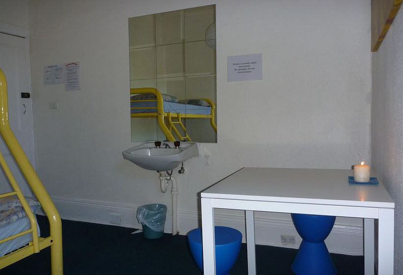 Adelaide Travellers Inn Backpackers Hostel | Adelaide | South Australia | Australia 1