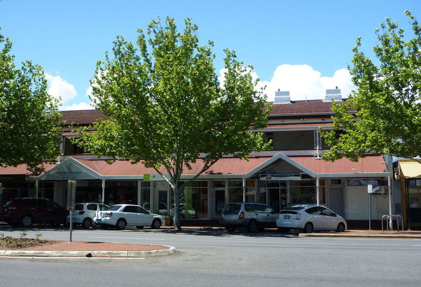 Adelaide Travellers Inn Backpackers Hostel | Adelaide | South Australia | Australia 10