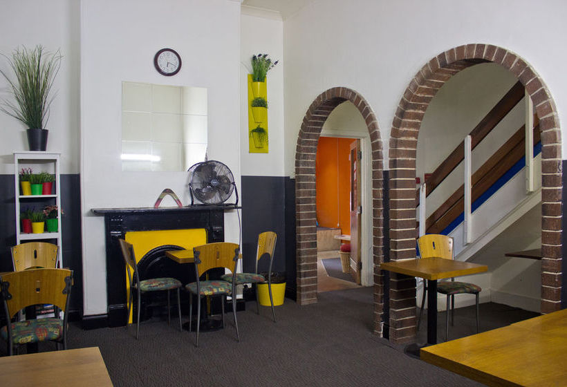 Adelaide Travellers Inn Backpackers Hostel | Adelaide | South Australia | Australia 11