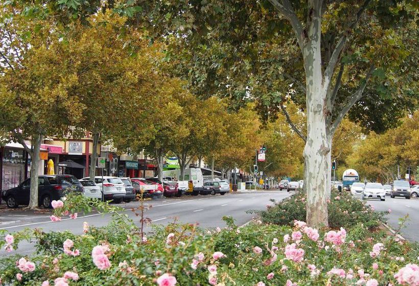 Adelaide Travellers Inn Backpackers Hostel | Adelaide | South Australia | Australia 12