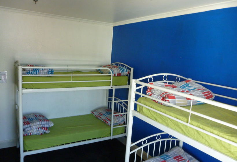 Adelaide Travellers Inn Backpackers Hostel | Adelaide | South Australia | Australia 14