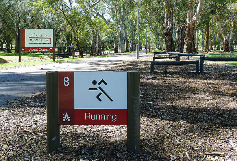 Adelaide Travellers Inn Backpackers Hostel | Adelaide | South Australia | Australia 9