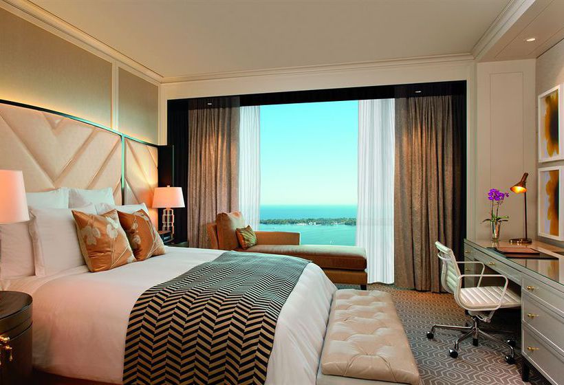 Hotel The Ritz Carlton