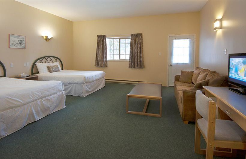 Hotel Wolf | Fernie | British Columbia | Canada 18