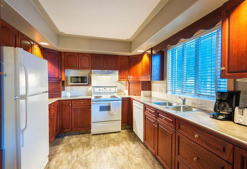 Hotel Wolf | Fernie | British Columbia | Canada 5