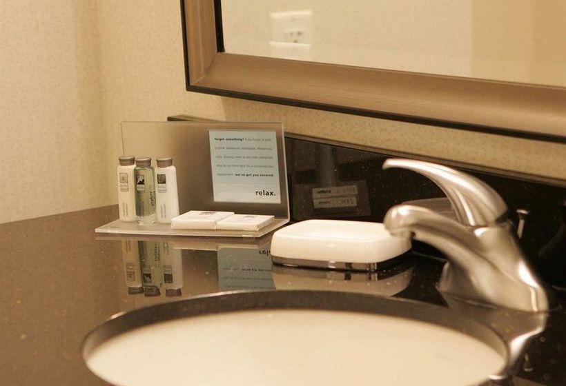 Hotel Hampton Inn by Hilton Toronto Airport Corporate Centre | Toronto | Ontario | Canada 16