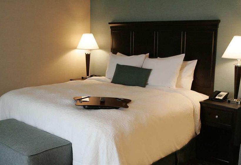 Hotel Hampton Inn by Hilton Toronto Airport Corporate Centre | Toronto | Ontario | Canada 8