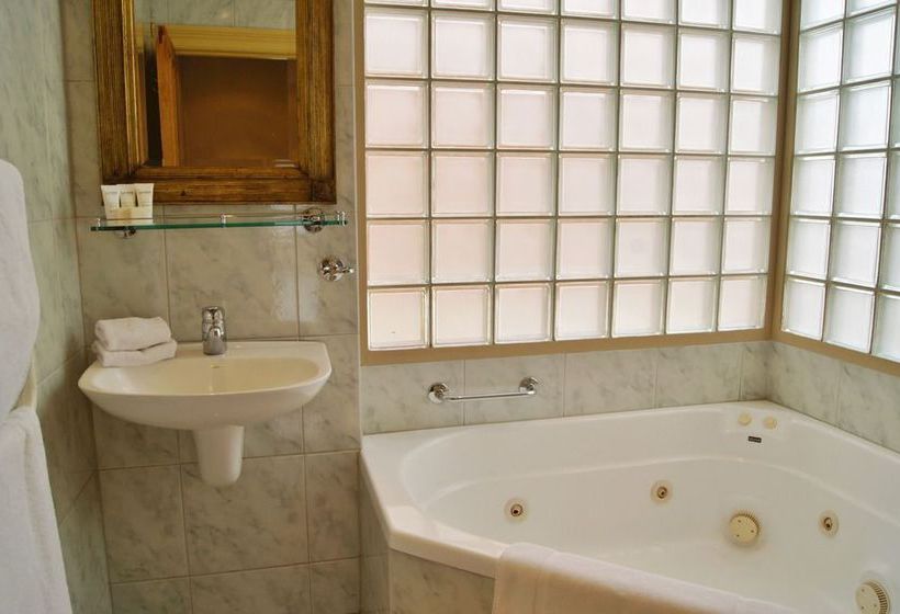 Hotel Fire Station Inn | Adelaide | South Australia | Australia 6