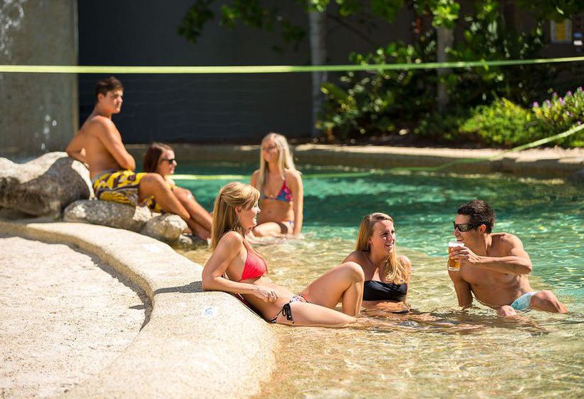 Gilligan S Backpackers Hotel & Resort Queensland