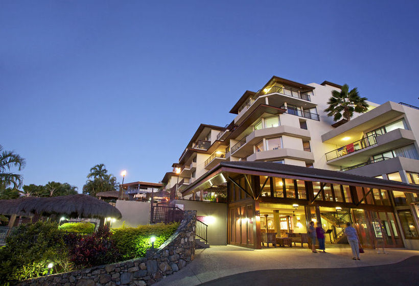 Hotel At Waters Edge Resort | Airlie Beach | Queensland | Australia 3