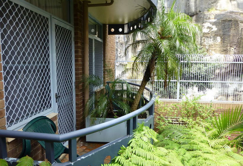 Mariners Court Hotel | Woolloomooloo Bay | New South Wales | Australia 13