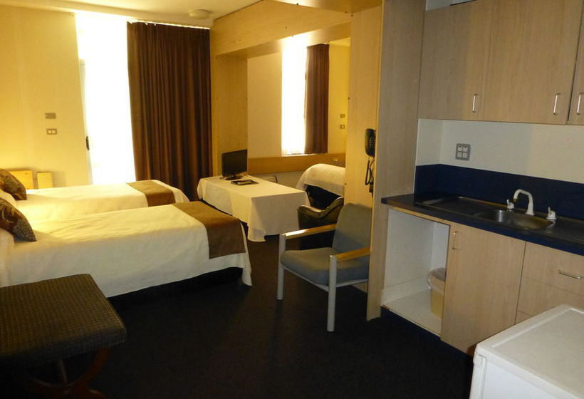 Mariners Court Hotel | Woolloomooloo Bay | New South Wales | Australia 19