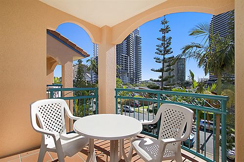 Aruba Surf Resort | Broadbeach | Queensland | Australia 4