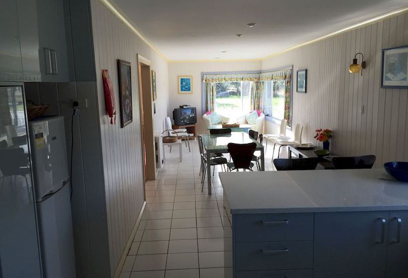 Riversdale Estate Cottages | Hobart | Tasmania | Australia 11